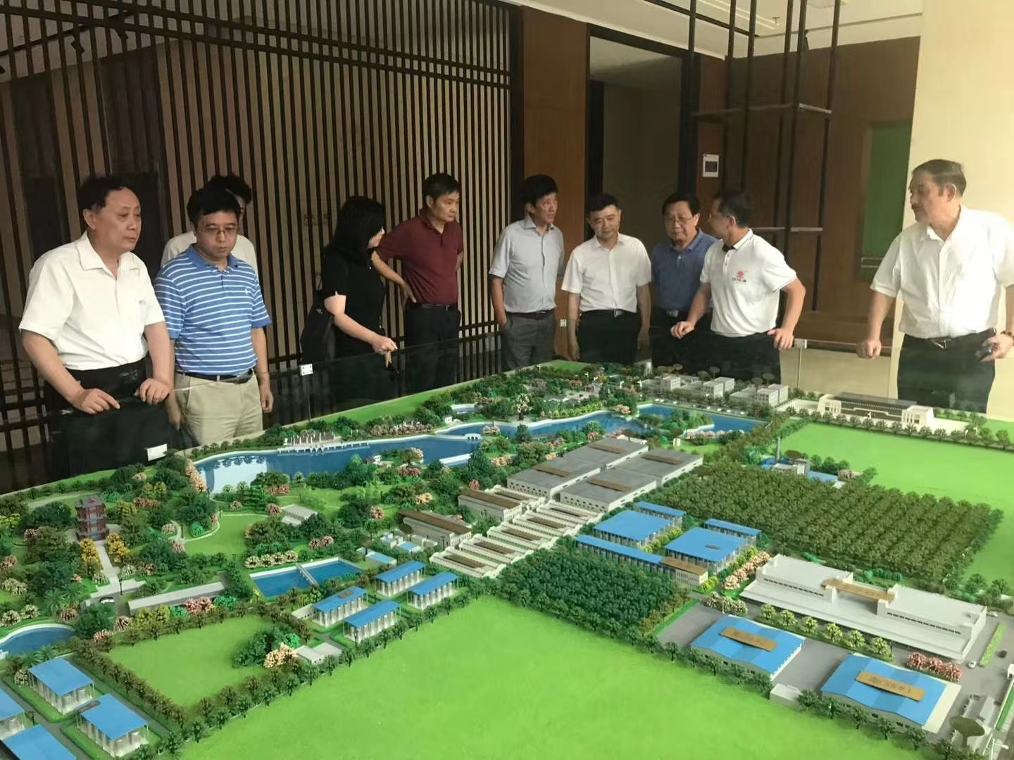 江西省食品工業(yè)協(xié)會(huì)第七次會(huì)長聯(lián)席會(huì)議在我司順利召開