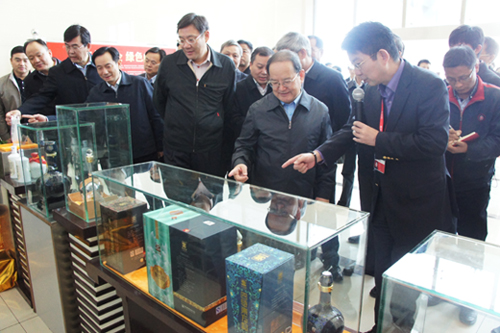 江西省委副書記、省長鹿心社蒞臨四特酒公司